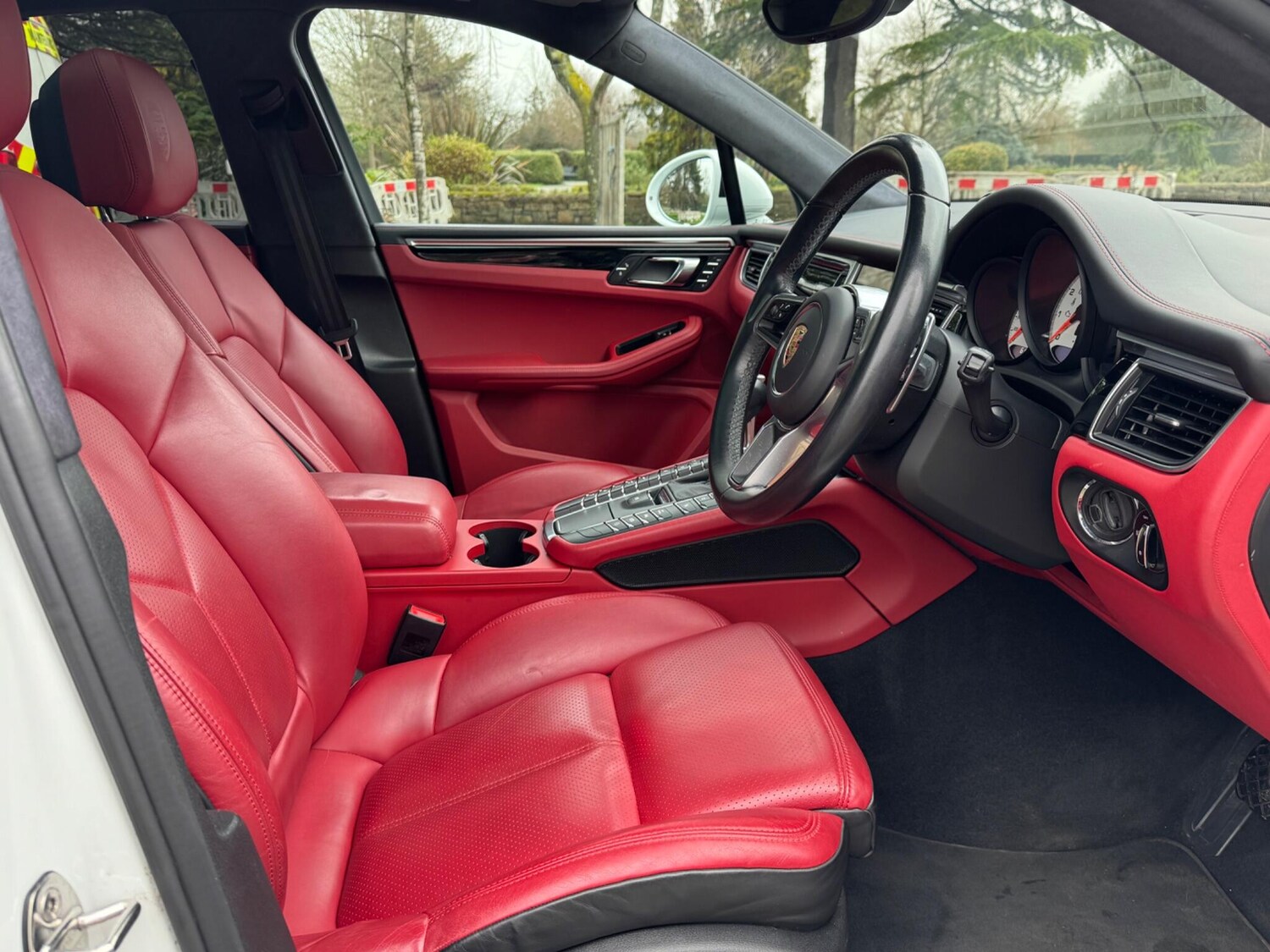 Used Porsche Macan 2017 for sale - 77958419: Photo 28