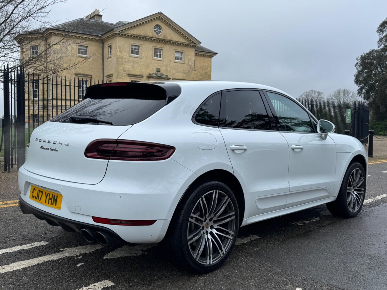 Used Porsche Macan 2017 for sale - 77958419: Photo 5