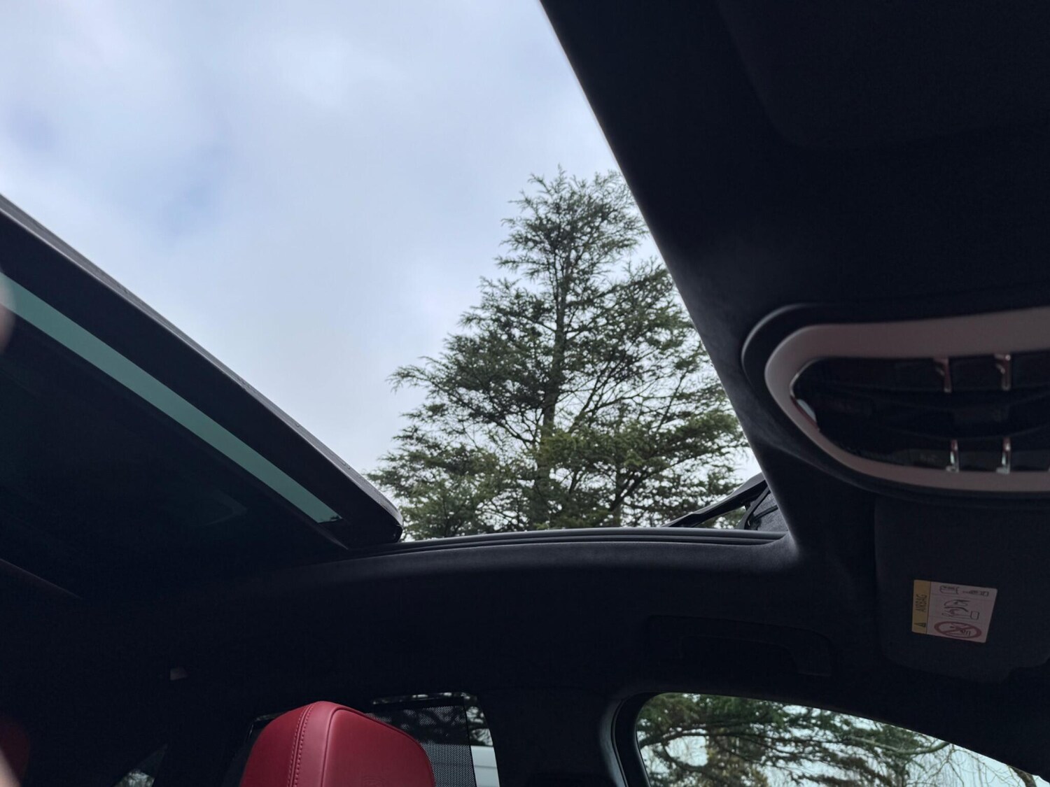 Used Porsche Macan 2017 for sale - 77958419: Photo 52