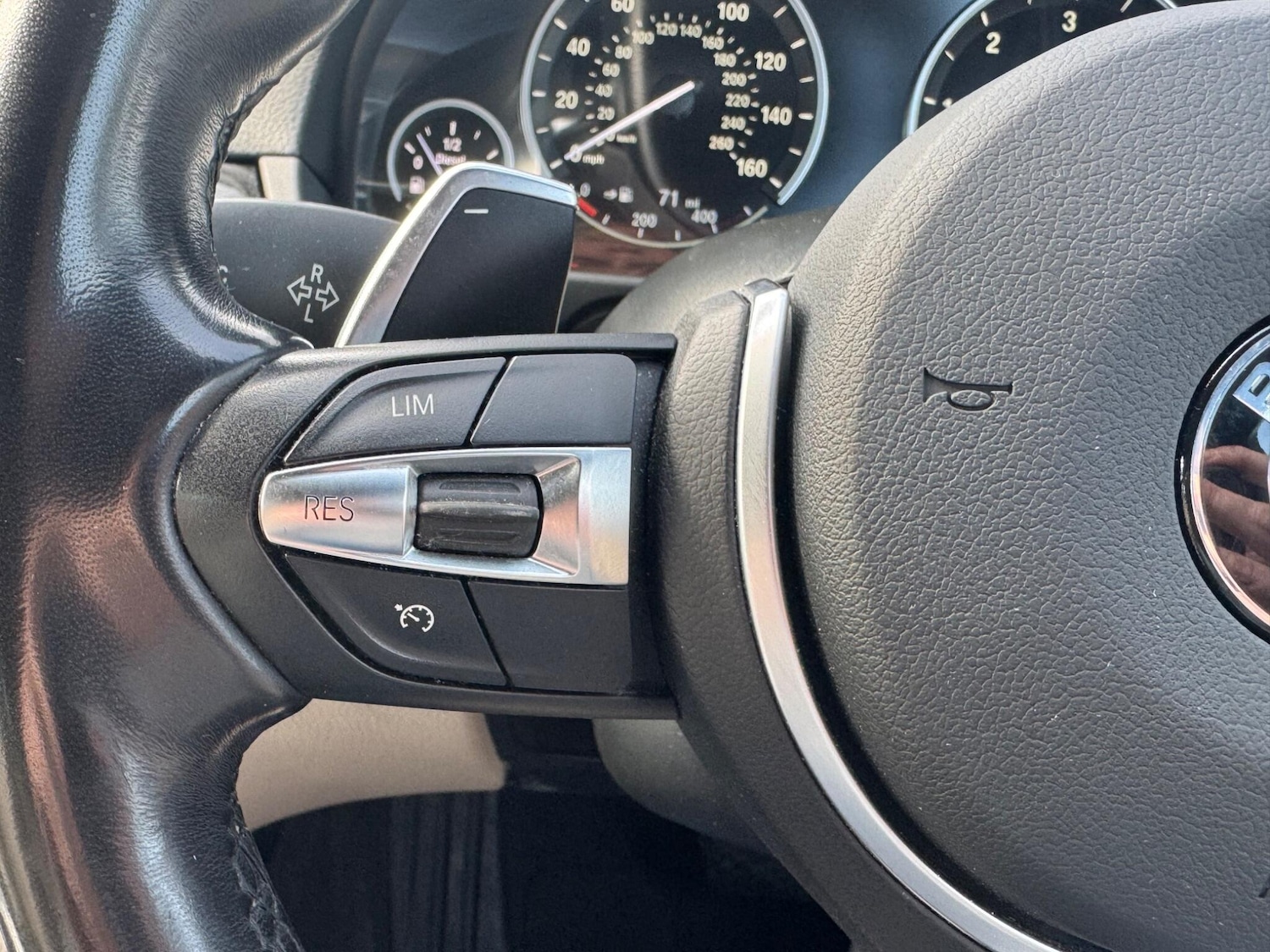 Used BMW 5 Series 2017 for sale - 77909218: Photo 32