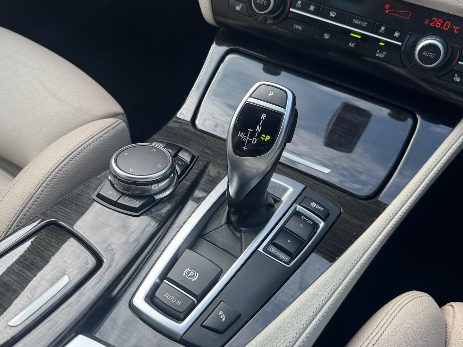 Used BMW 5 Series 2017 for sale - 77909218: Photo 36