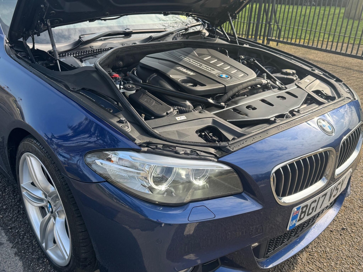 Used BMW 5 Series 2017 for sale - 77909218: Photo 42