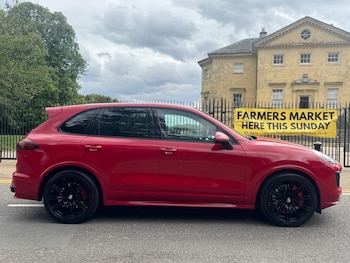 Used Porsche Cayenne 2015 for sale - 78728670: Photo