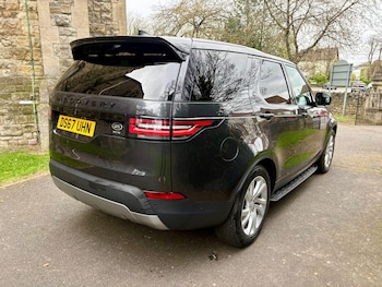 Used Land Rover Discovery 2017 for sale - 78608919: Photo