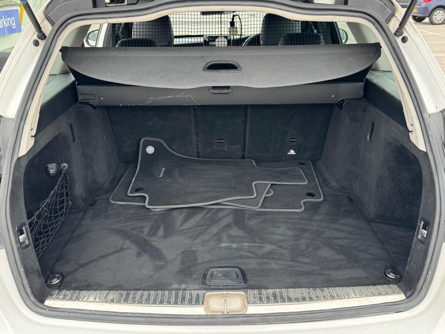 Used Mercedes-Benz C Class 2016 for sale - 77637866: Photo 17