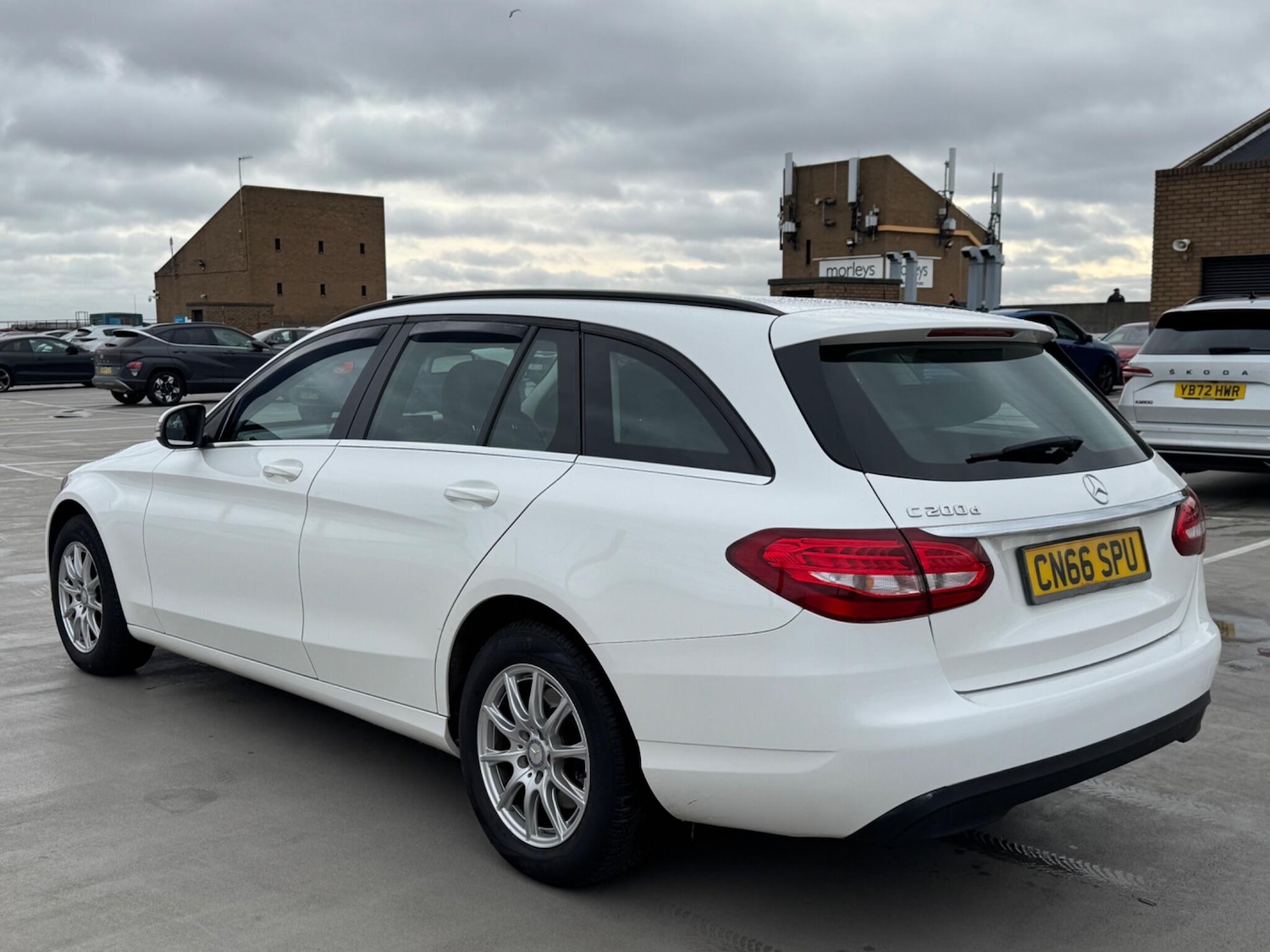 Used Mercedes-Benz C Class 2016 for sale - 77637866: Photo 5