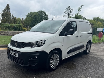 Used Peugeot Partner 2020 for sale - 75431885: Photo