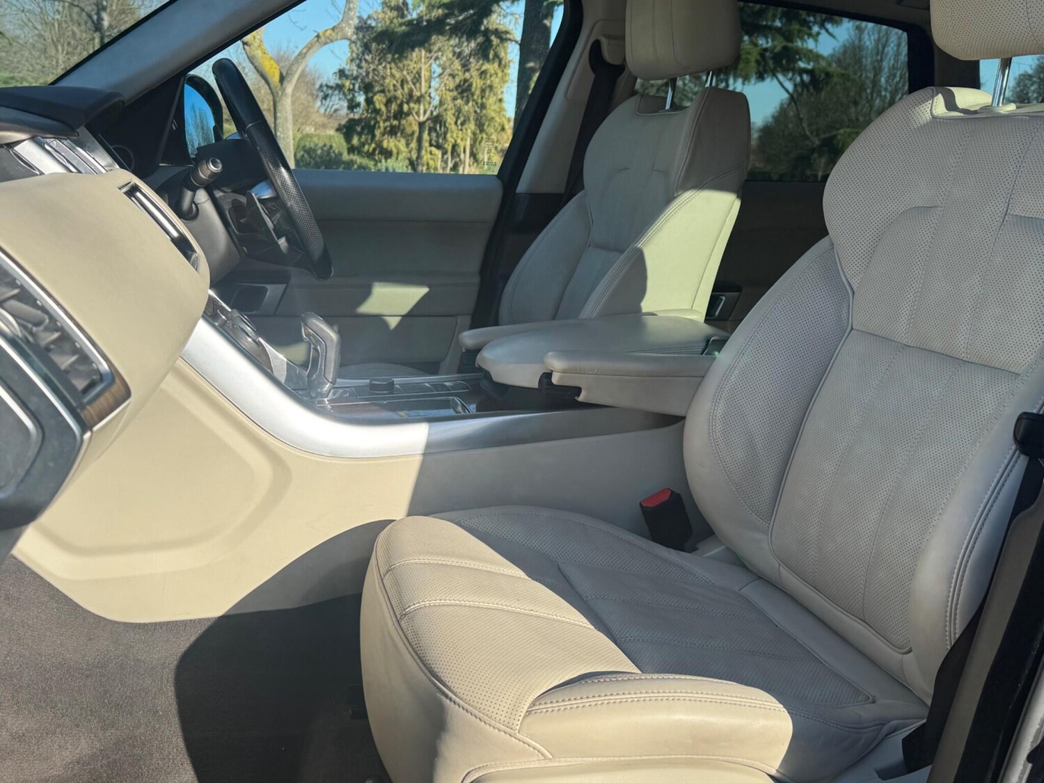 Used Land Rover Range Rover Sport 2016 for sale - 77511370: Photo 32