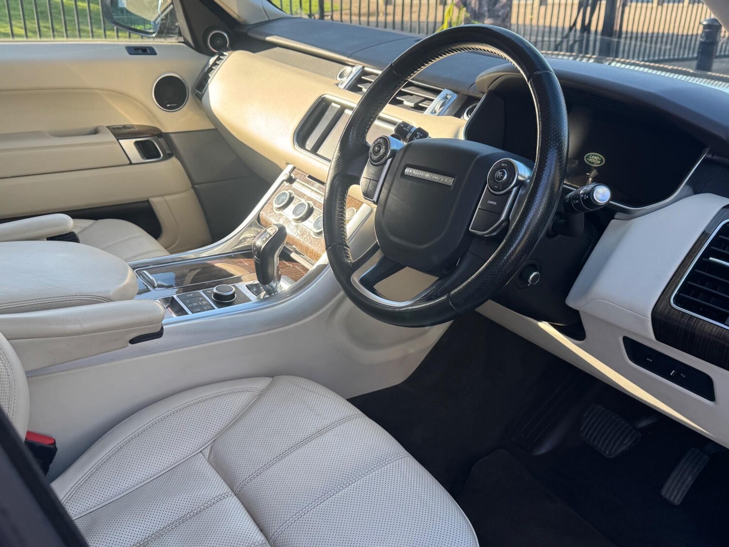 Used Land Rover Range Rover Sport 2016 for sale - 77511370: Photo 38