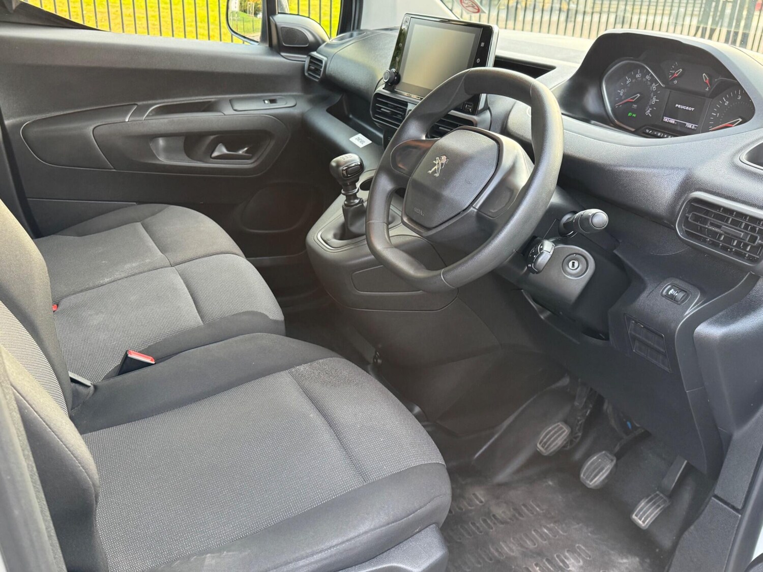 Used Peugeot Partner 2022 for sale - 76200941: Photo 21