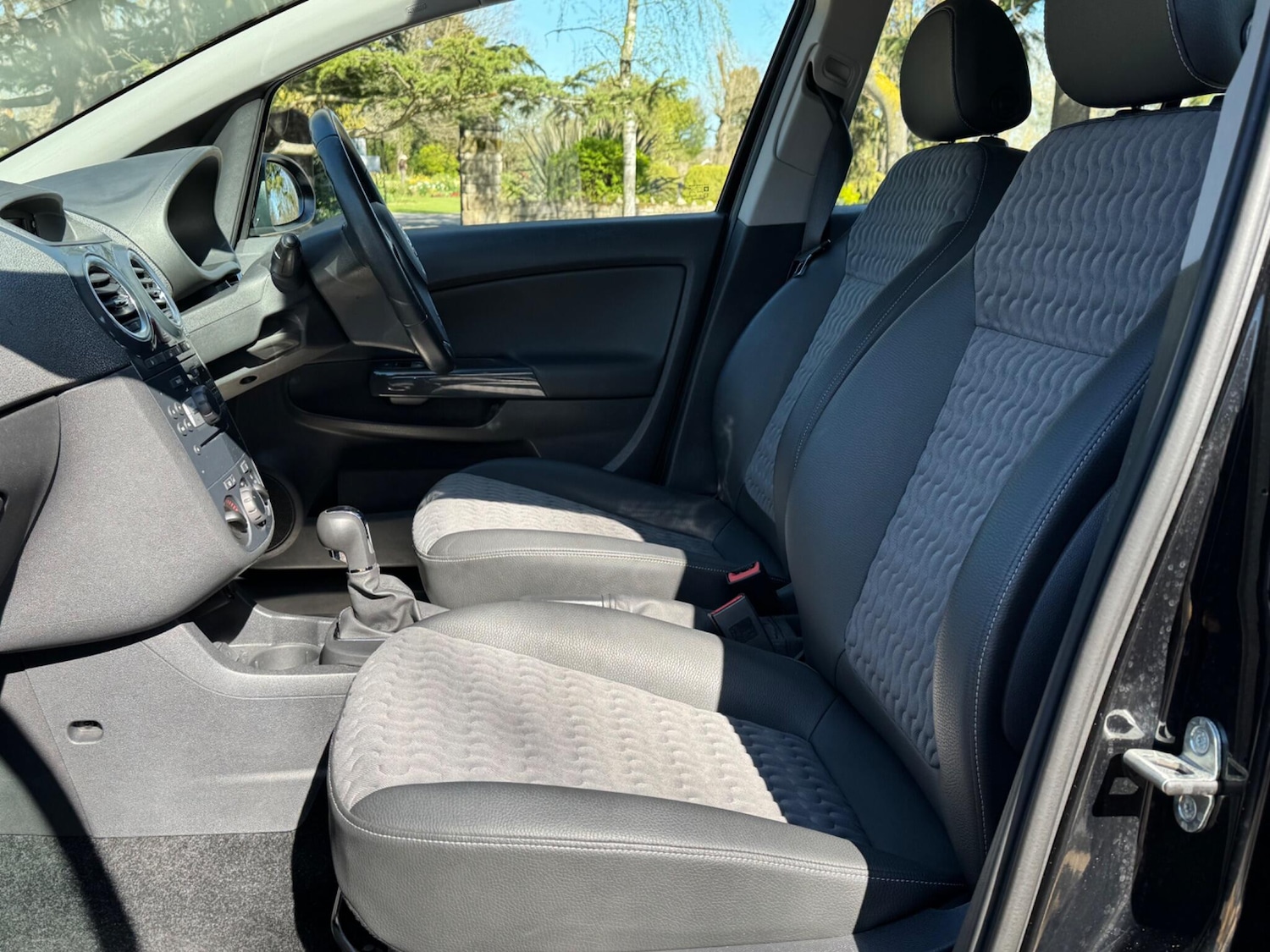 Used Vauxhall Corsa 2011 for sale - 78034828: Photo 13