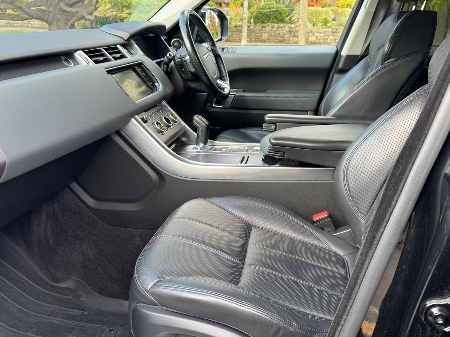 Used Land Rover Range Rover Sport 2014 for sale - 76214203: Photo 14