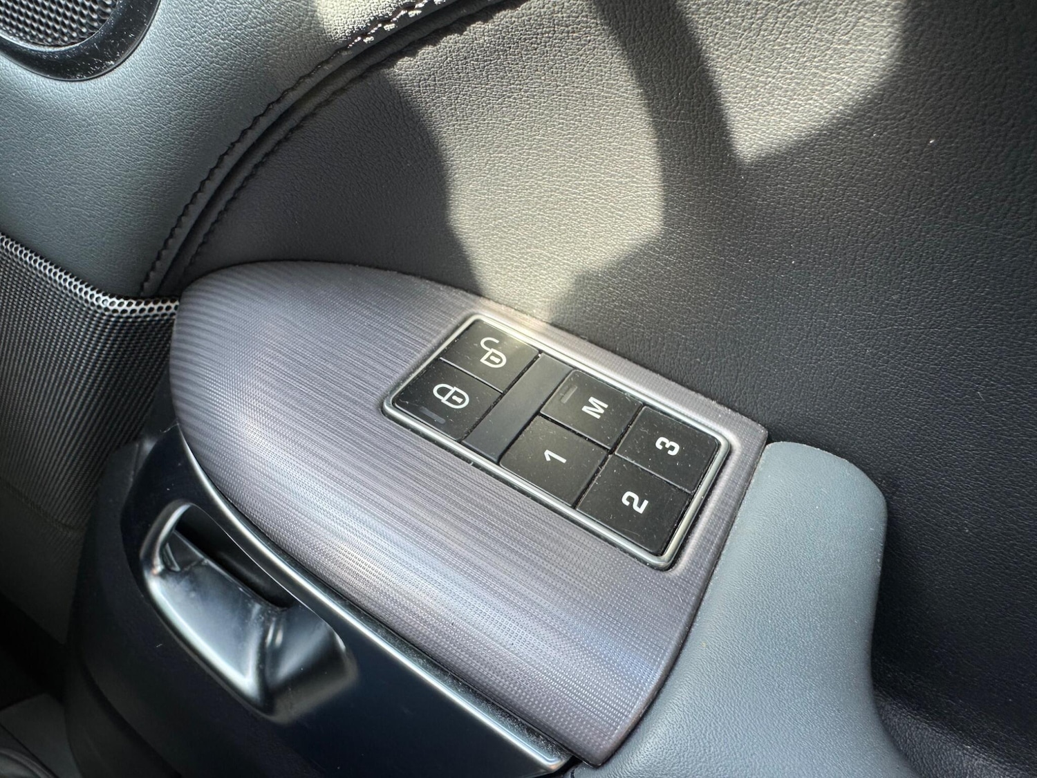 Used Land Rover Range Rover Sport 2014 for sale - 76214203: Photo 32