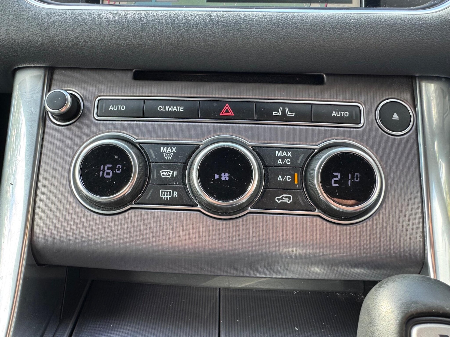 Used Land Rover Range Rover Sport 2014 for sale - 76214203: Photo 35