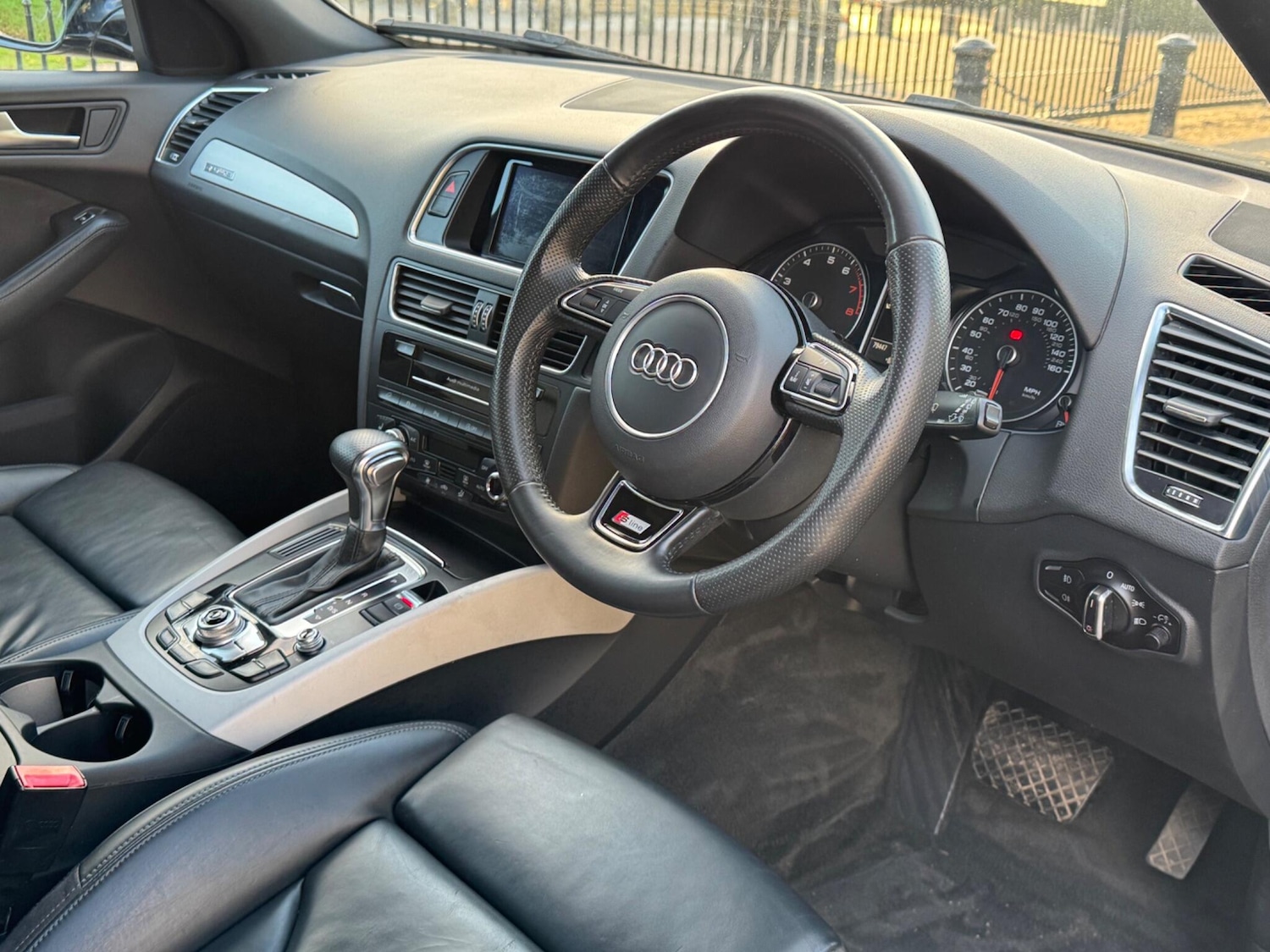 Used Audi Q5 2015 for sale - 76952661: Photo 23