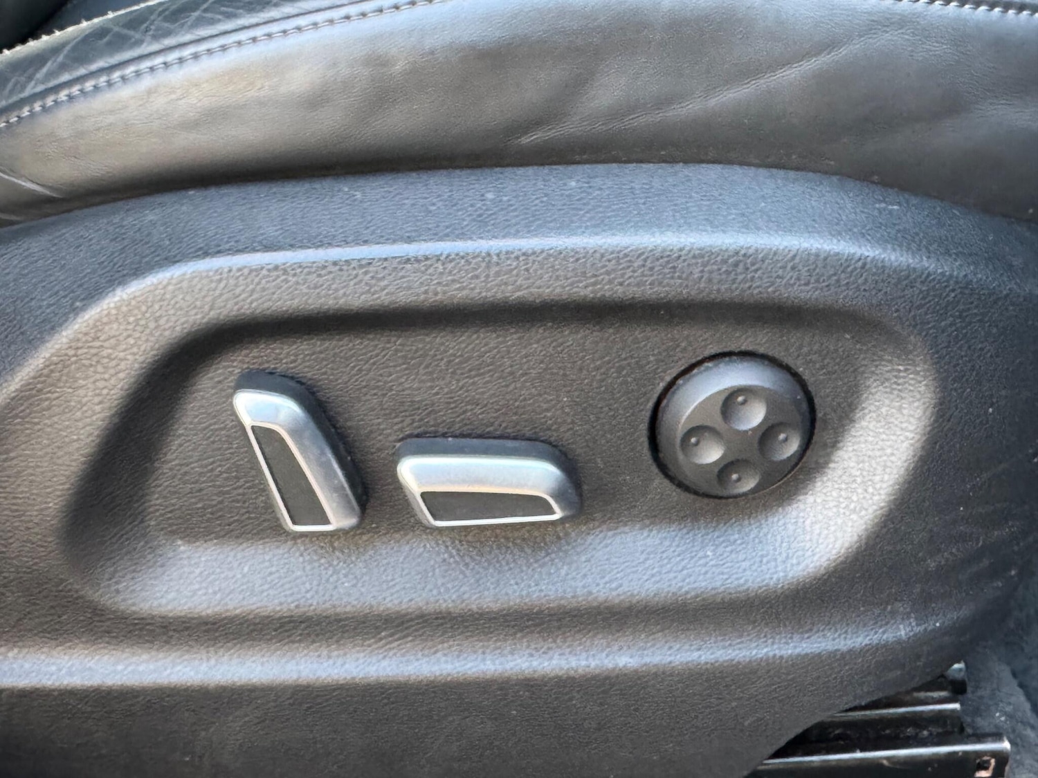 Used Audi Q5 2015 for sale - 76952661: Photo 26