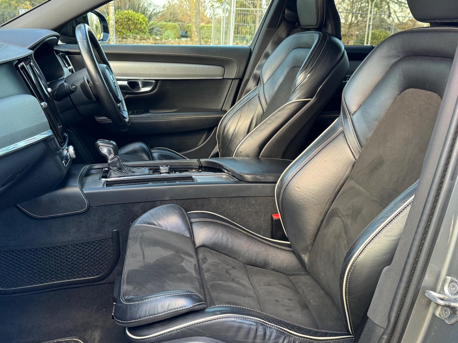 Used Volvo S90 2018 for sale - 76952539: Photo 16