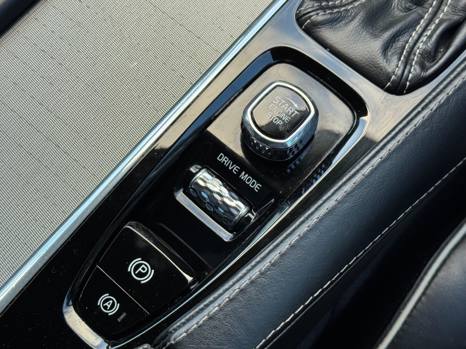 Used Volvo S90 2018 for sale - 76952539: Photo 34