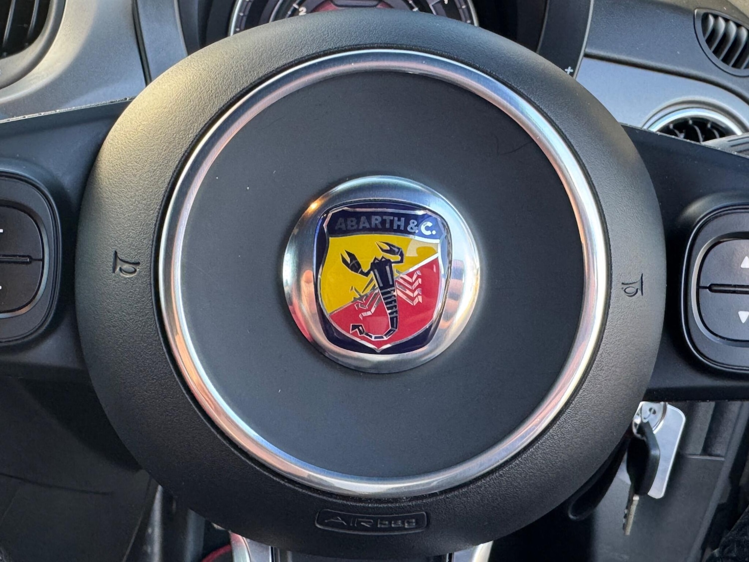 Used Abarth 595 2018 for sale - 76743467: Photo 23