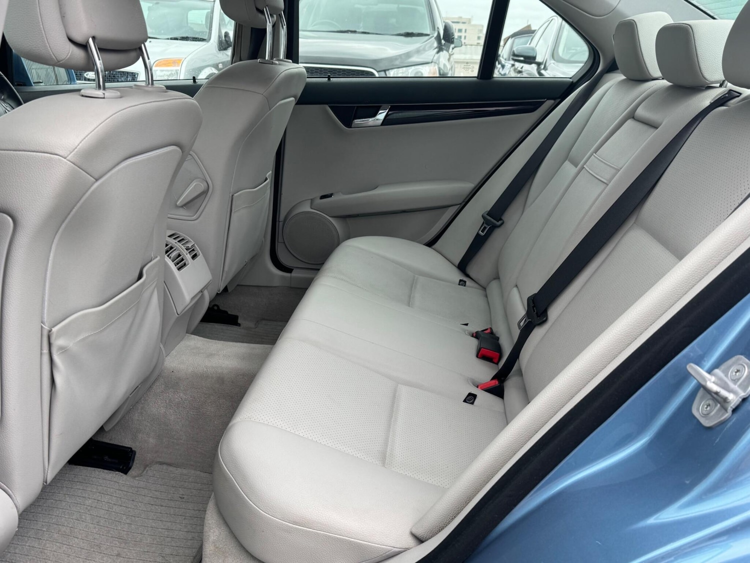 Used Mercedes-Benz C Class 2010 for sale - 77723075: Photo 15