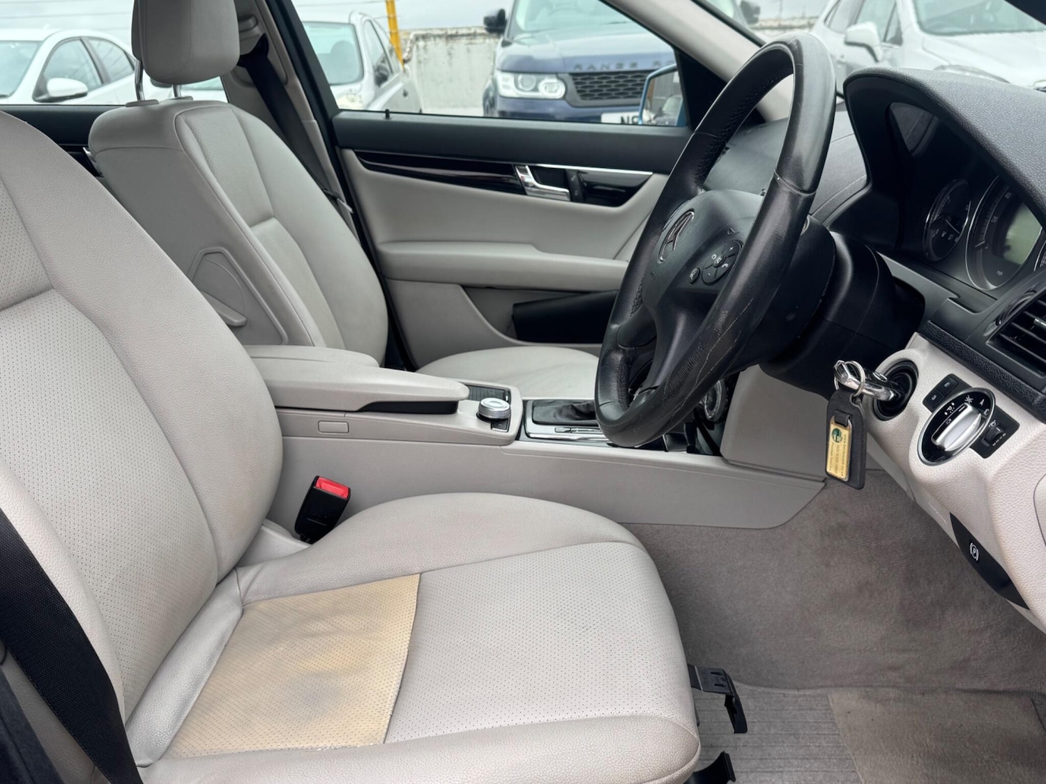 Used Mercedes-Benz C Class 2010 for sale - 77723075: Photo 20