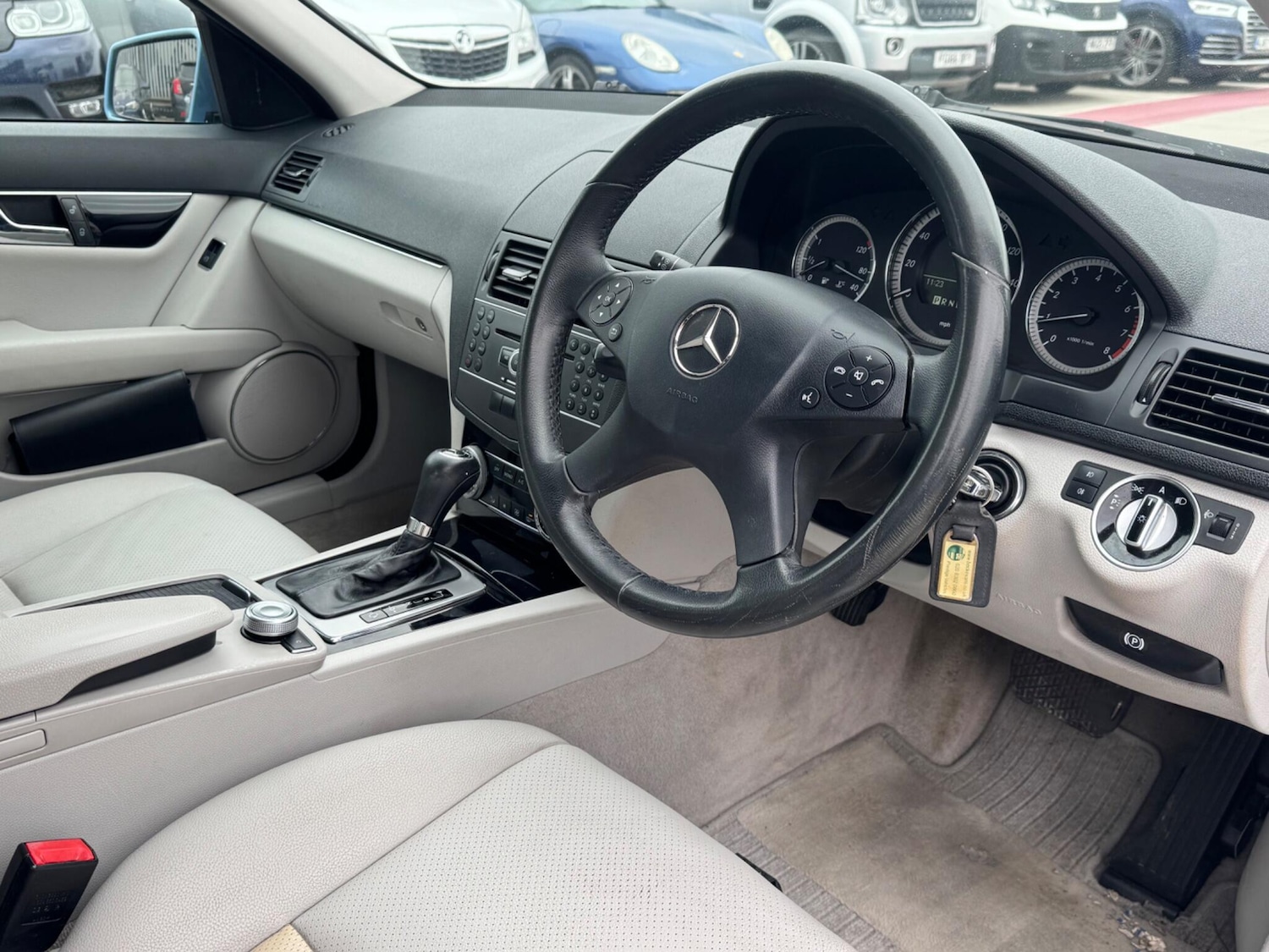 Used Mercedes-Benz C Class 2010 for sale - 77723075: Photo 21