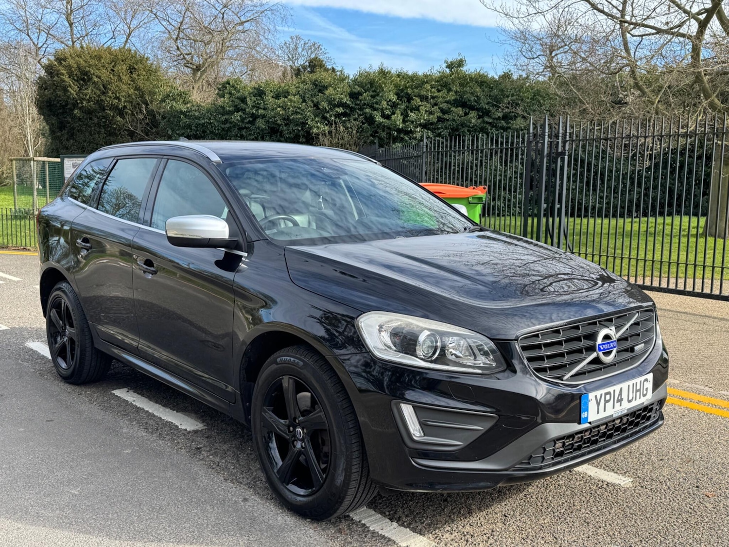 Used Volvo XC60 2014 for sale - 78035179: Photo 1