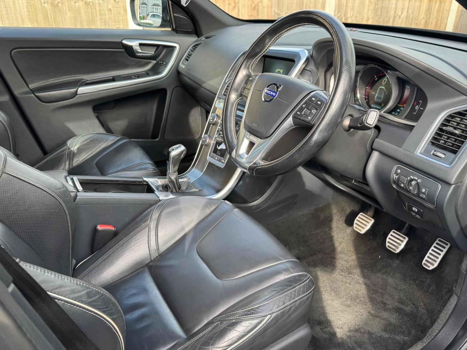 Used Volvo XC60 2014 for sale - 78035179: Photo 18