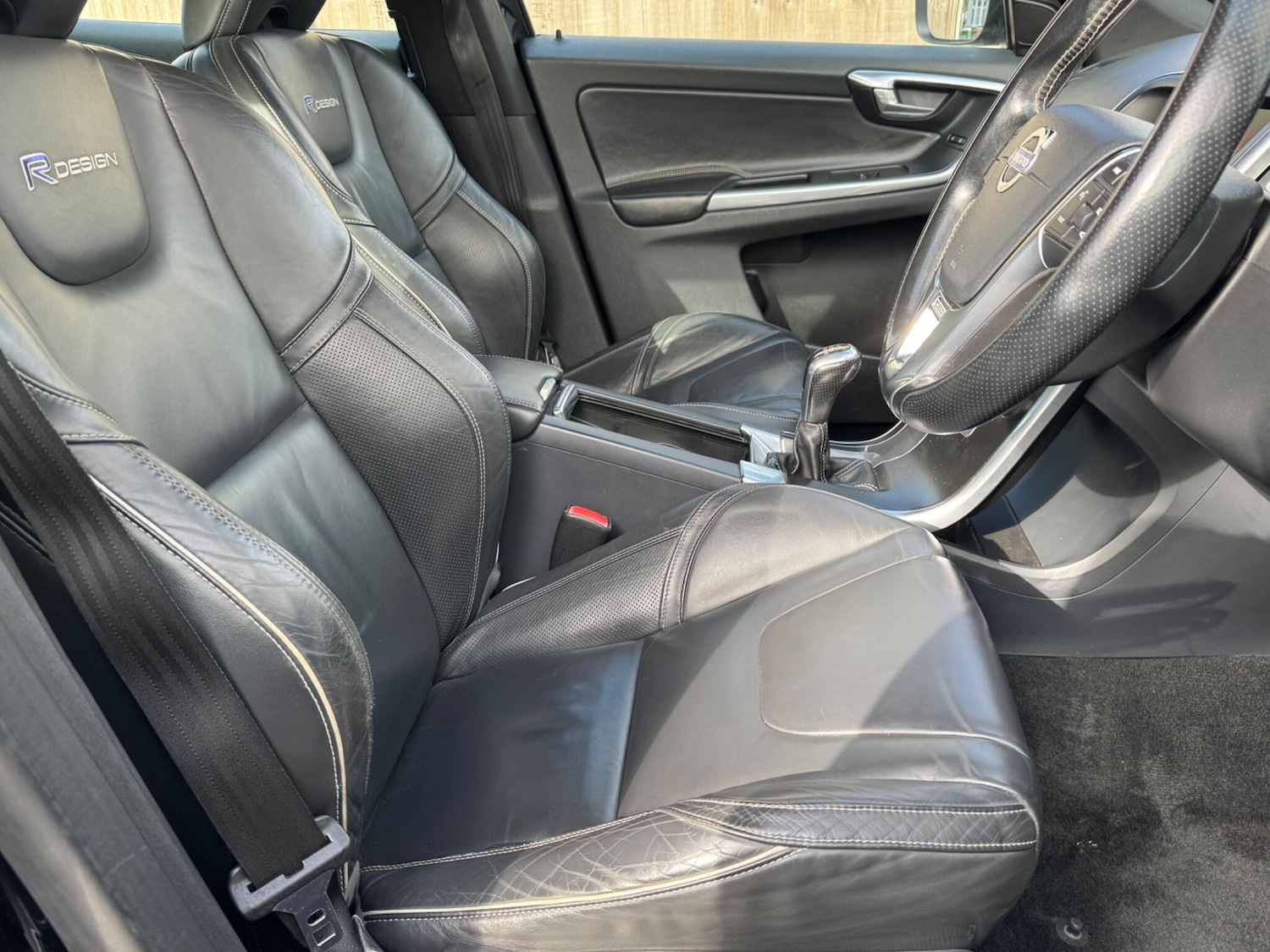 Used Volvo XC60 2014 for sale - 78035179: Photo 19