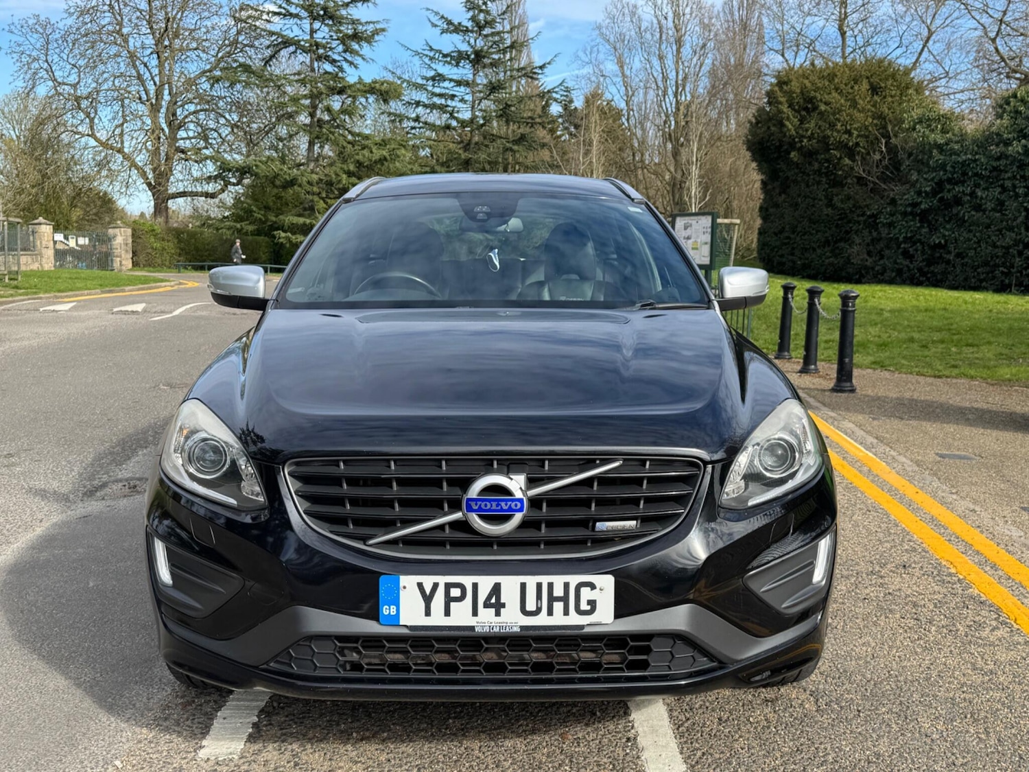 Used Volvo XC60 2014 for sale - 78035179: Photo 2