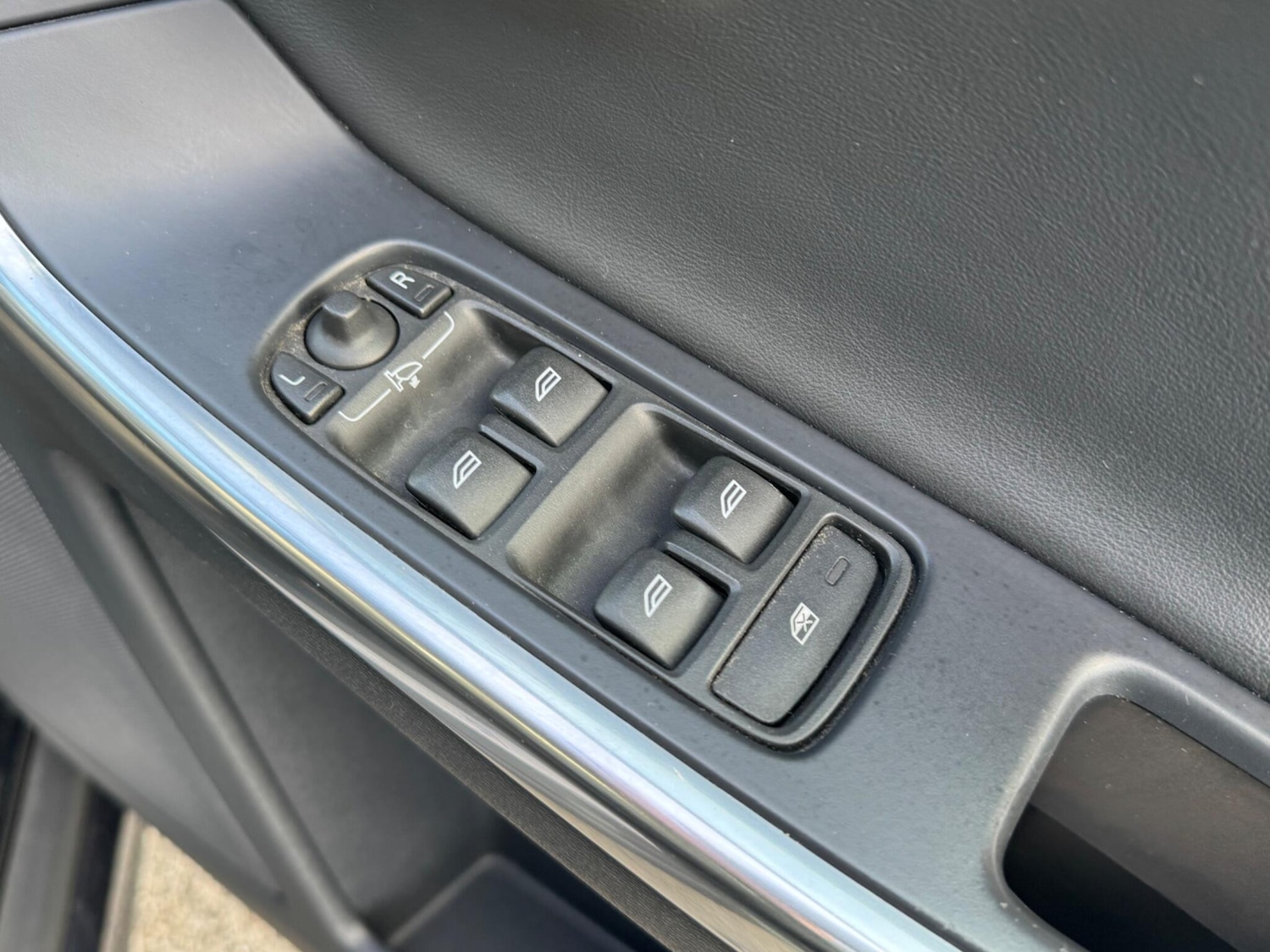 Used Volvo XC60 2014 for sale - 78035179: Photo 21