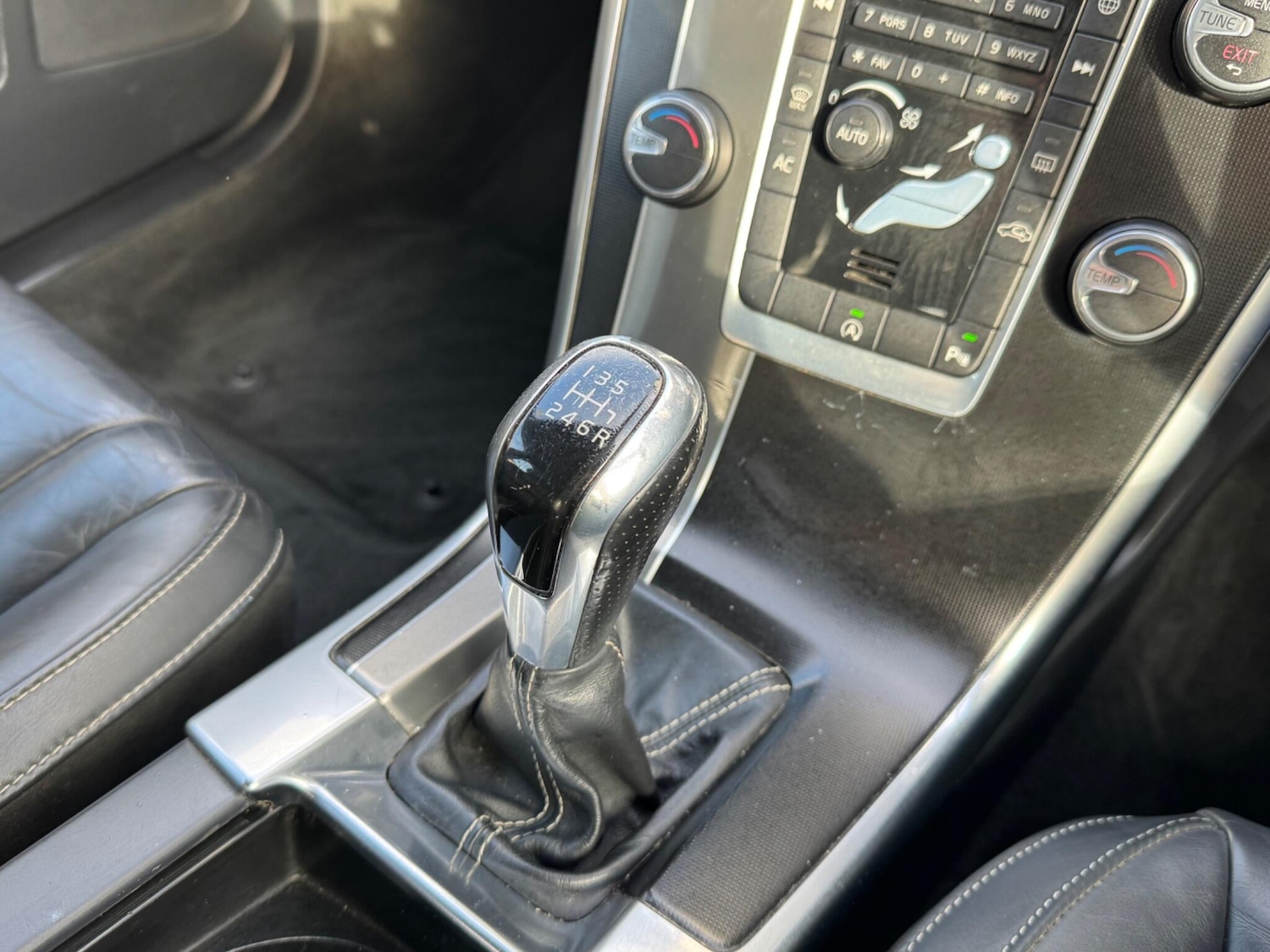 Used Volvo XC60 2014 for sale - 78035179: Photo 22