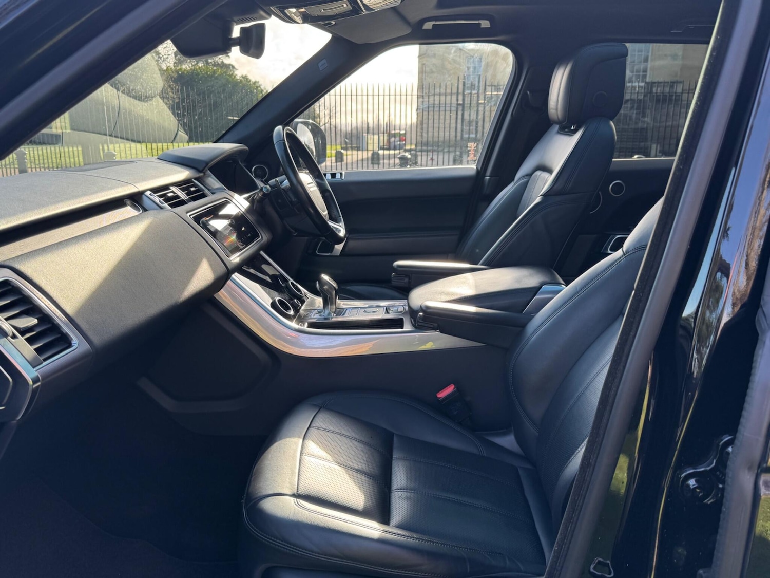 Used Land Rover Range Rover Sport 2018 for sale - 77358635: Photo 26