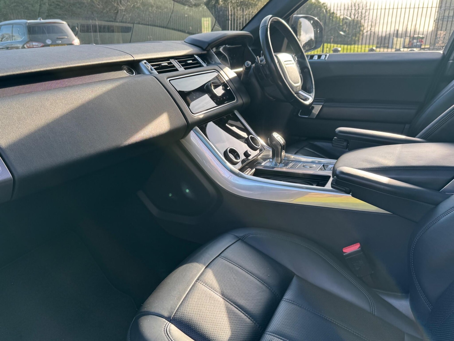 Used Land Rover Range Rover Sport 2018 for sale - 77358635: Photo 28