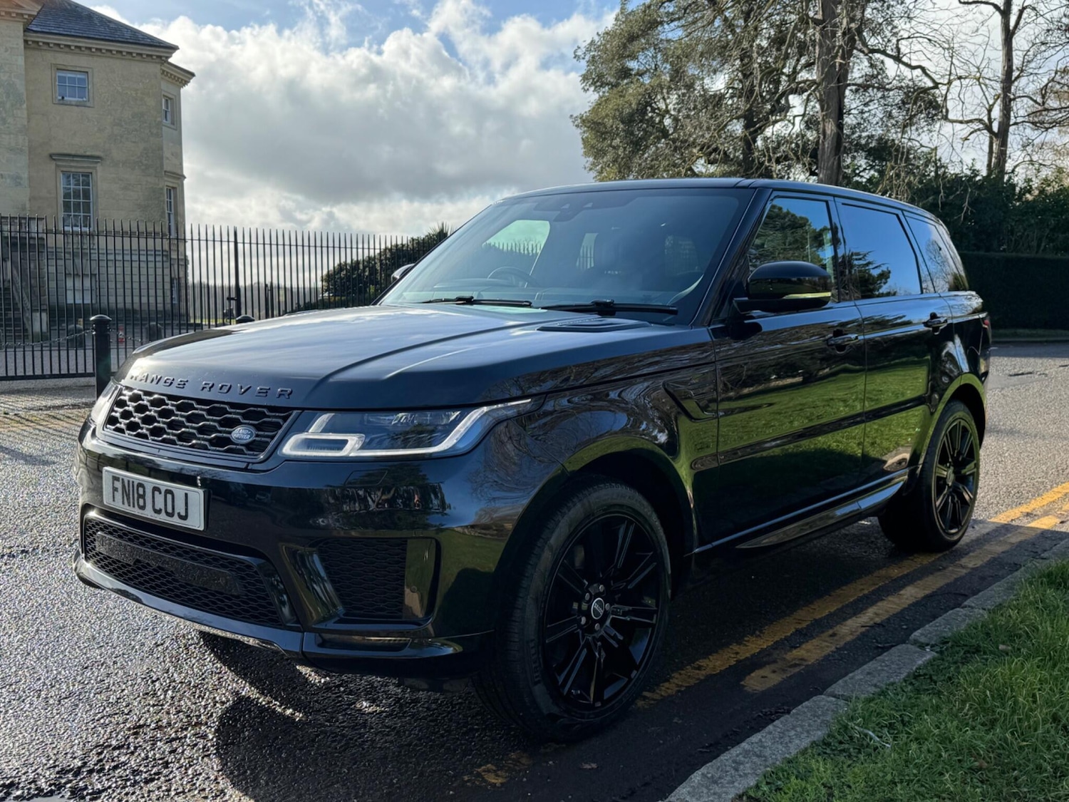 Used Land Rover Range Rover Sport 2018 for sale - 77358635: Photo 3