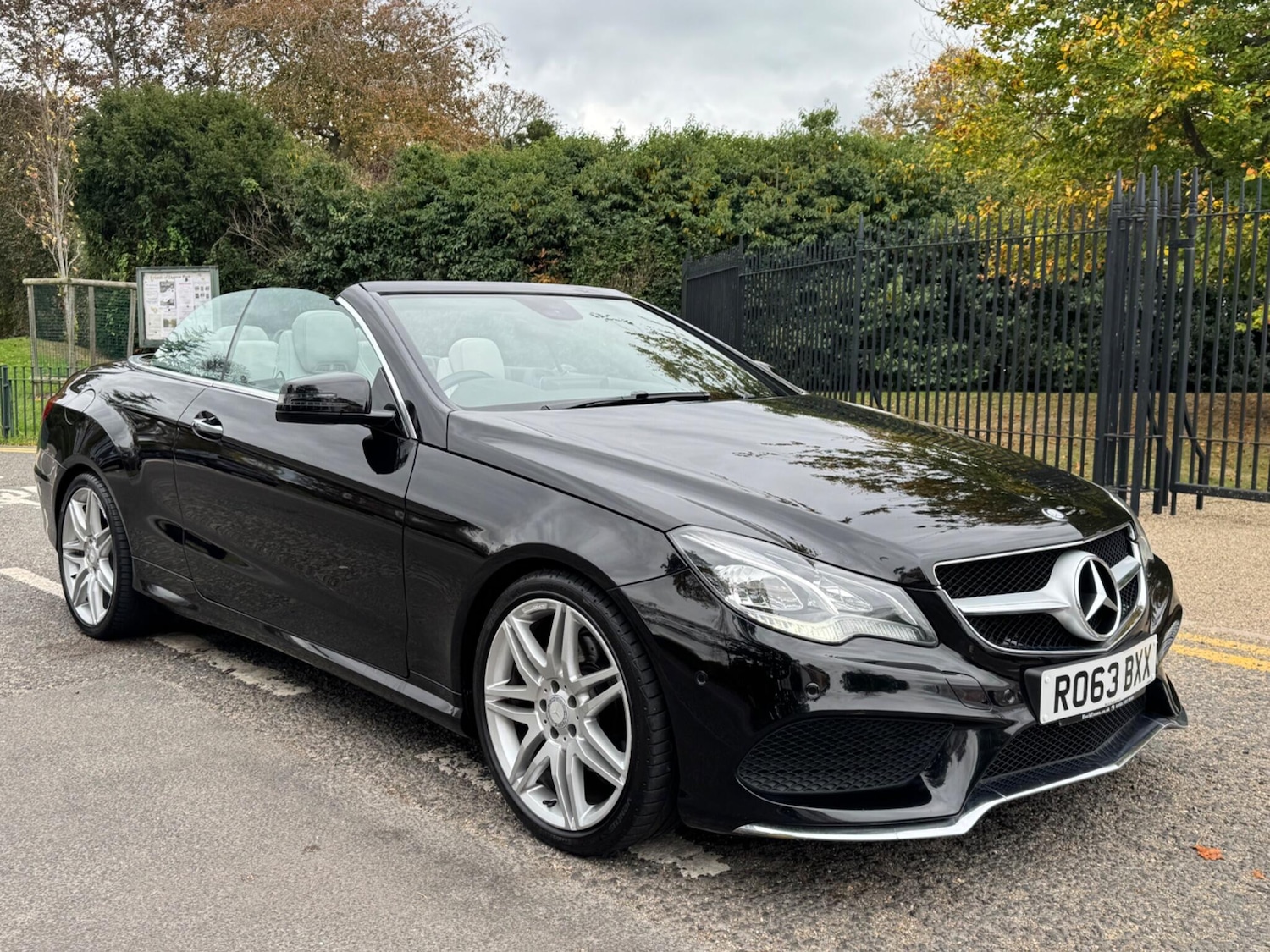 Used Mercedes-Benz E Class 2013 for sale - 76306318: Photo 1