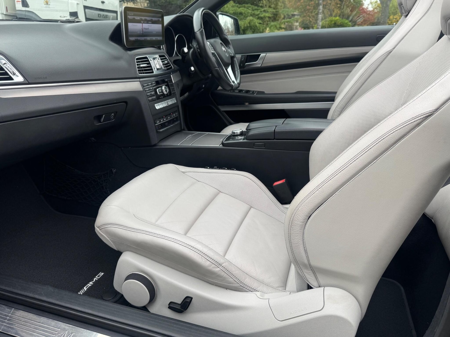 Used Mercedes-Benz E Class 2013 for sale - 76306318: Photo 16