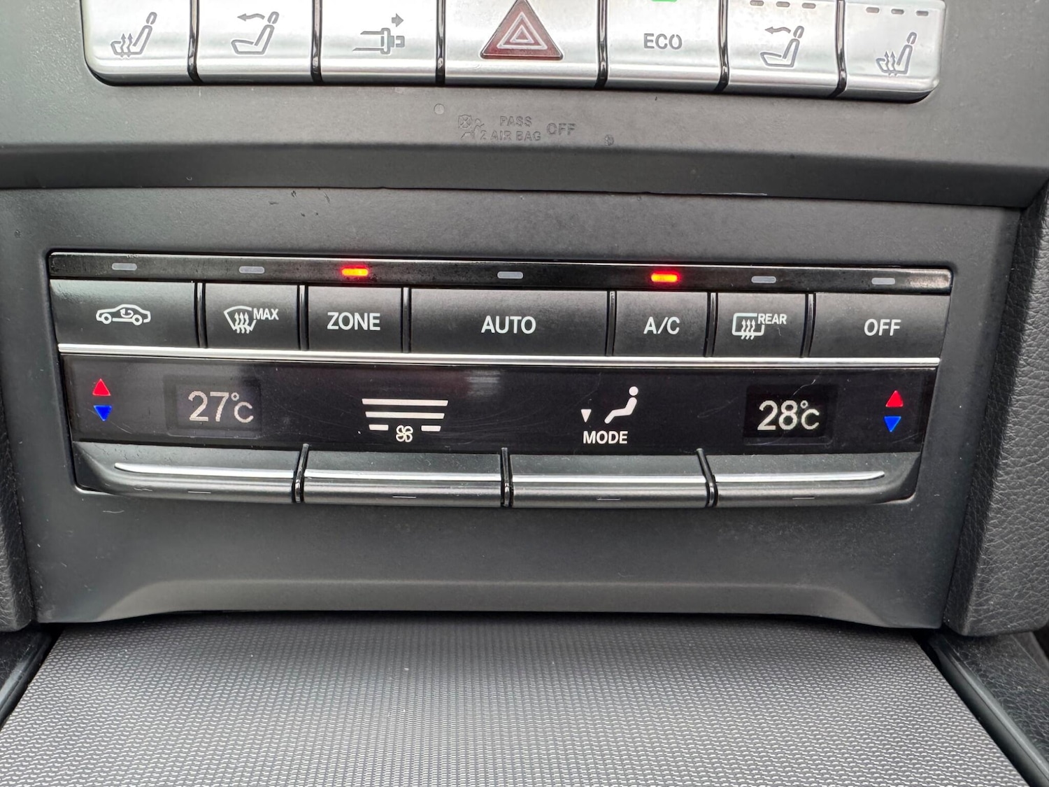 Used Mercedes-Benz E Class 2013 for sale - 76306318: Photo 34