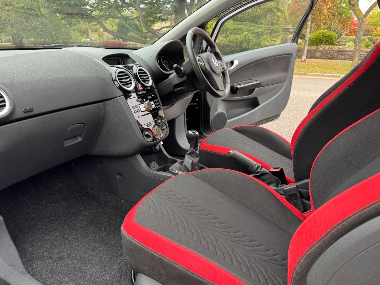 Used Vauxhall Corsa 2013 for sale - 76283125: Photo 17