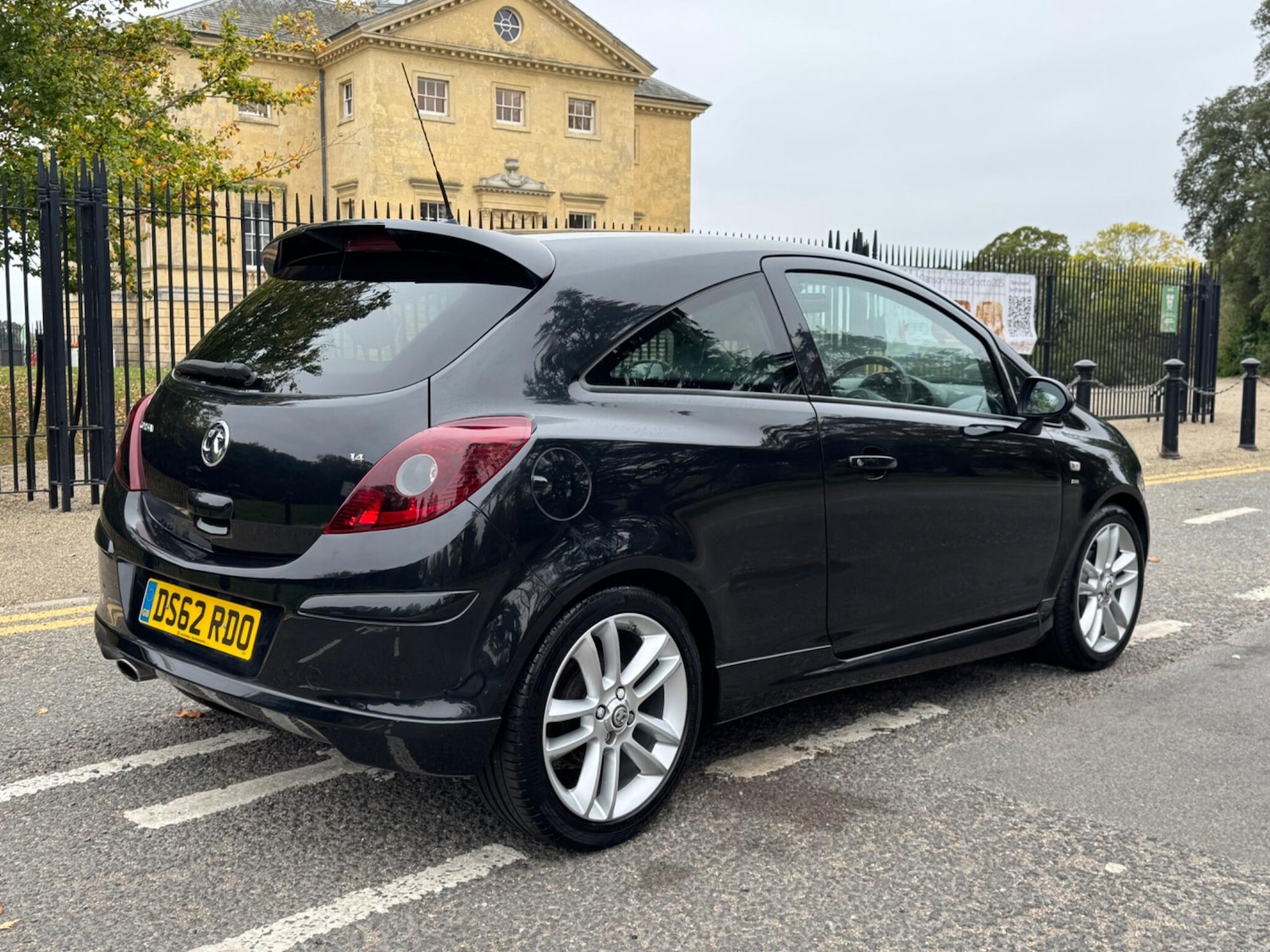 Used Vauxhall Corsa 2013 for sale - 76283125: Photo 7