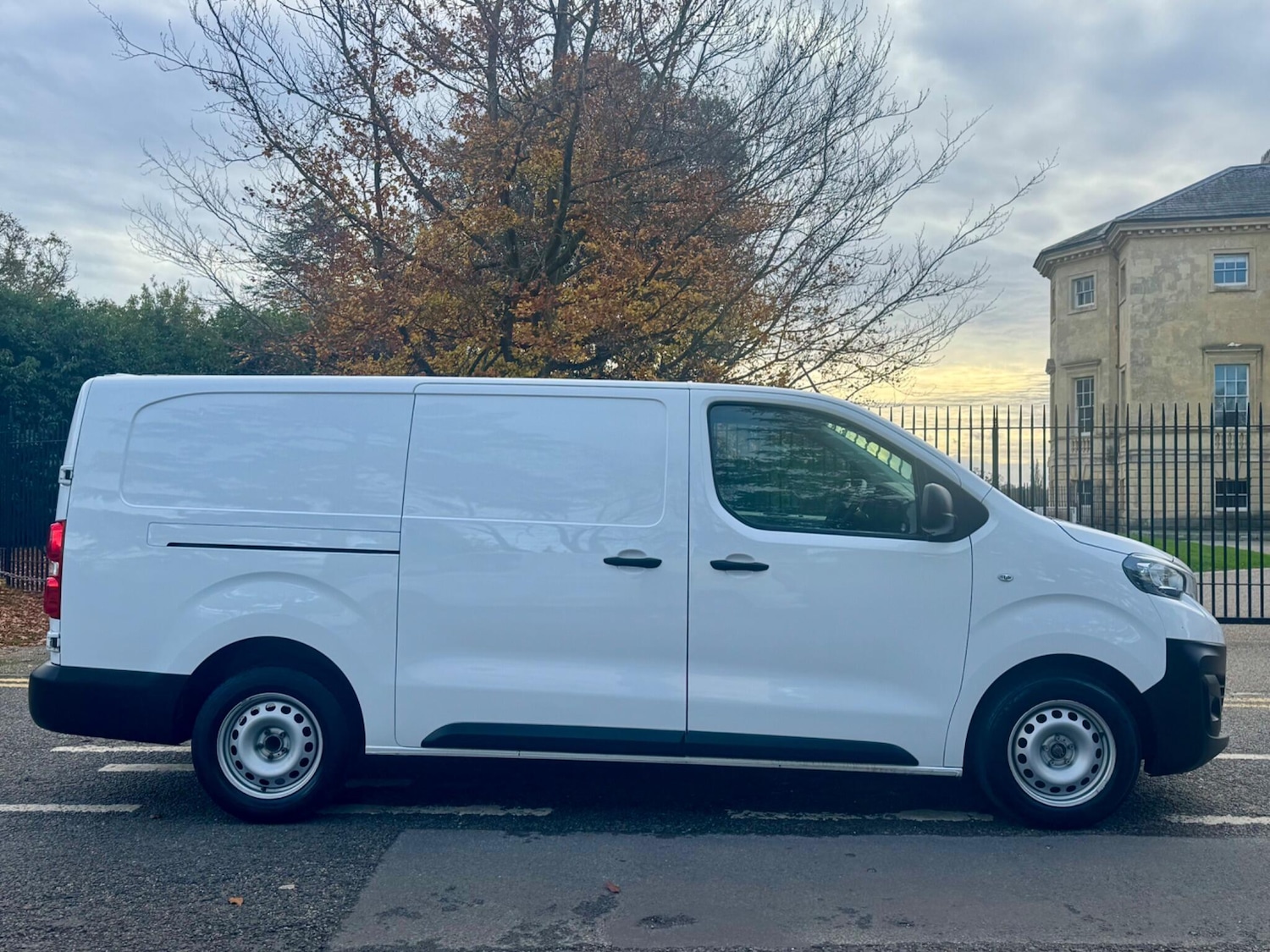 Used Peugeot Expert 2021 for sale - 76499513: Photo 8