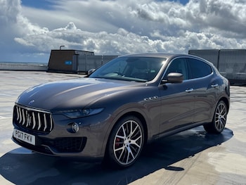 Used Maserati Levante 2017 for sale - 79116142: Photo