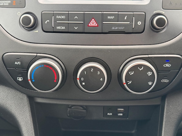 Used Hyundai i10 2018 for sale - 76283931: Photo 28