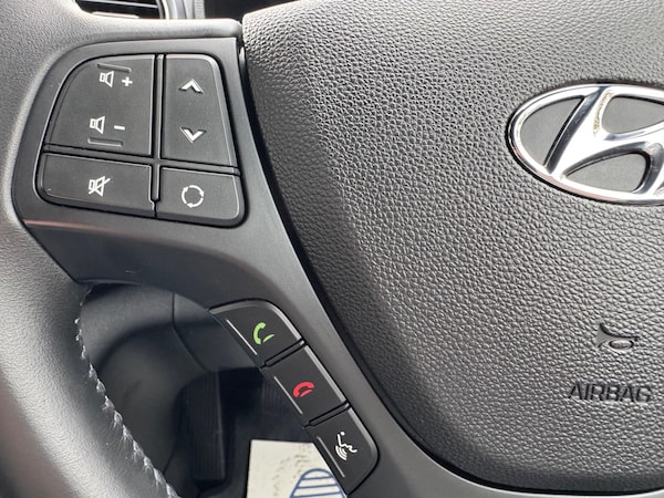 Used Hyundai i10 2018 for sale - 76283931: Photo 30