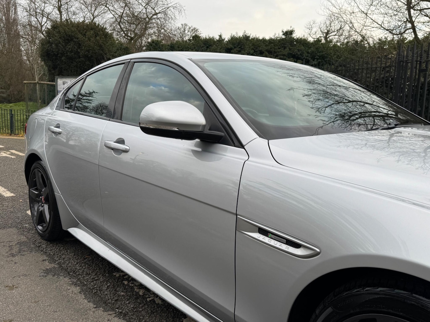 Used Jaguar XE 2016 for sale - 77909103: Photo 11
