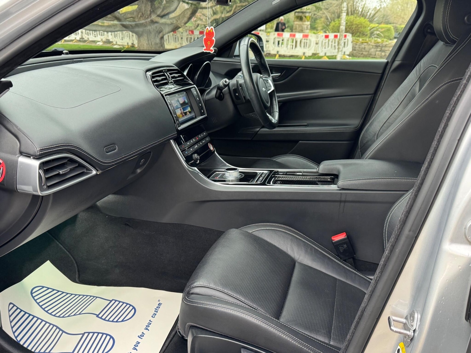 Used Jaguar XE 2016 for sale - 77909103: Photo 23