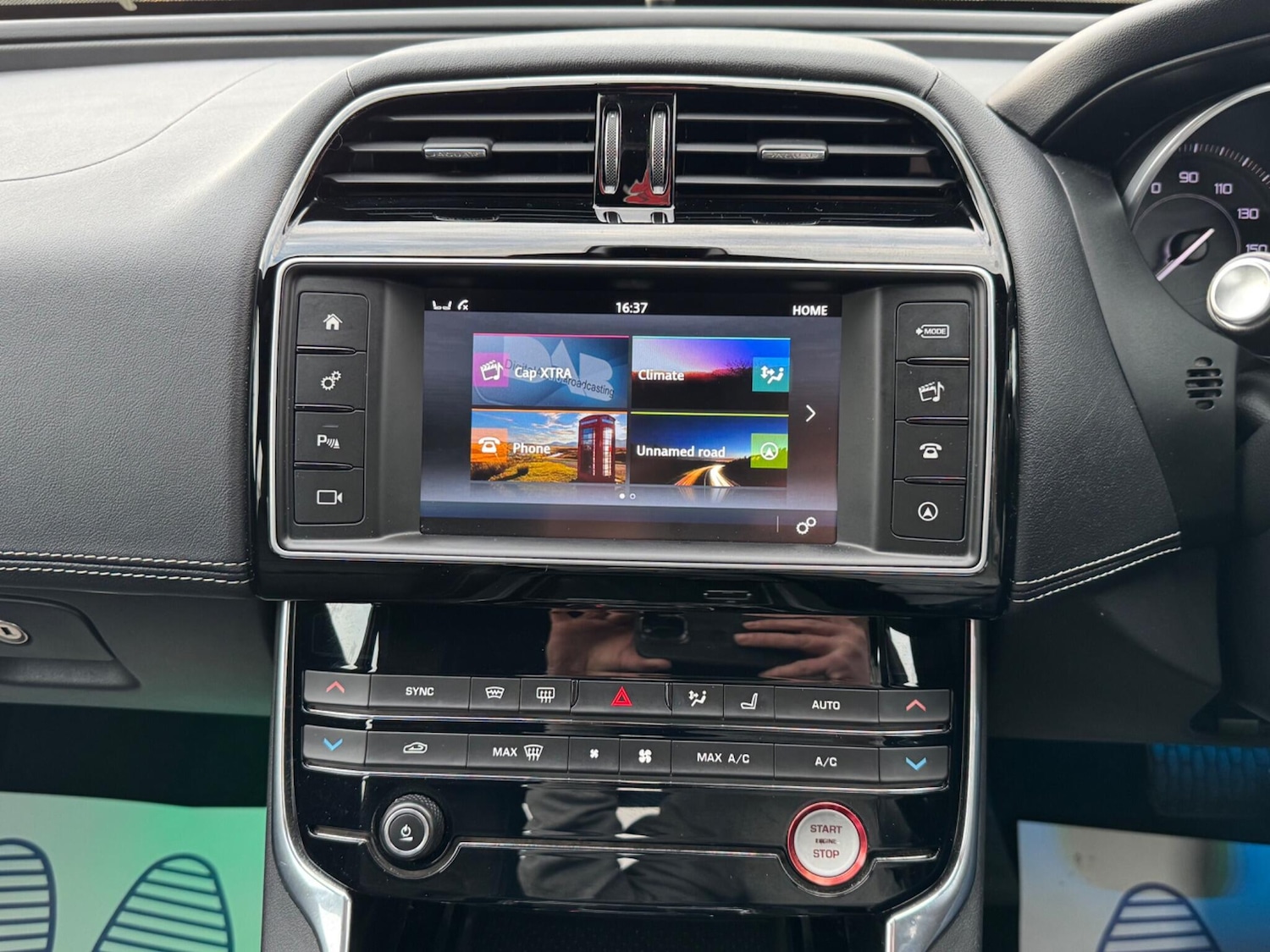 Used Jaguar XE 2016 for sale - 77909103: Photo 35