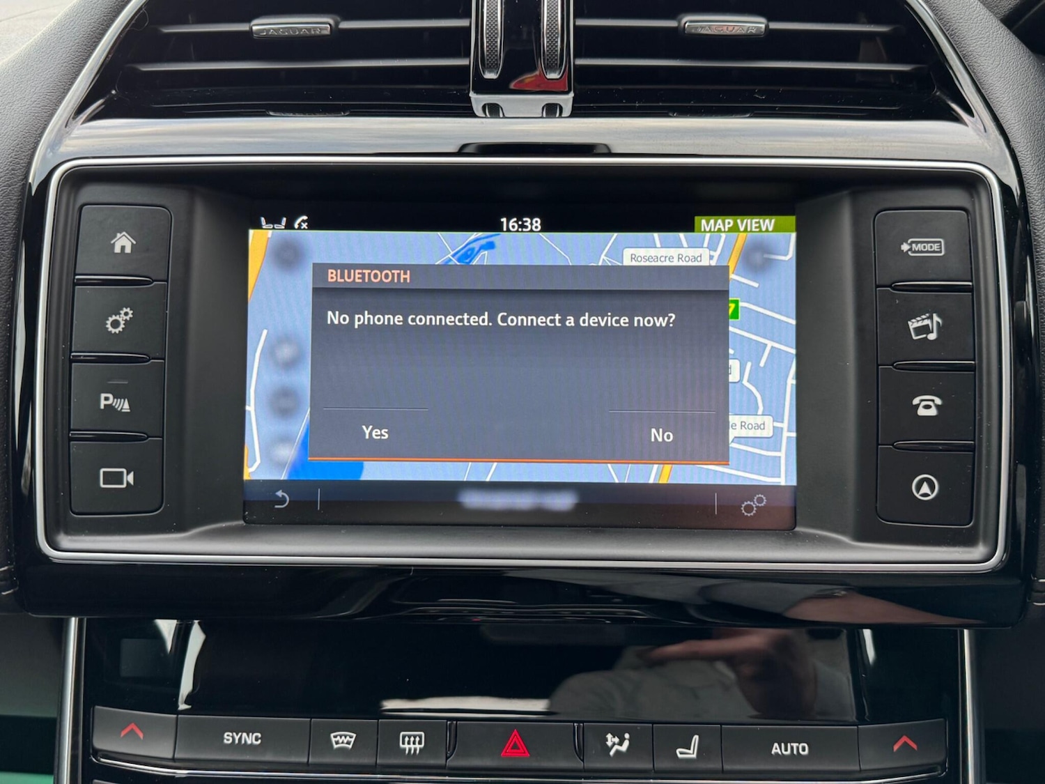 Used Jaguar XE 2016 for sale - 77909103: Photo 39