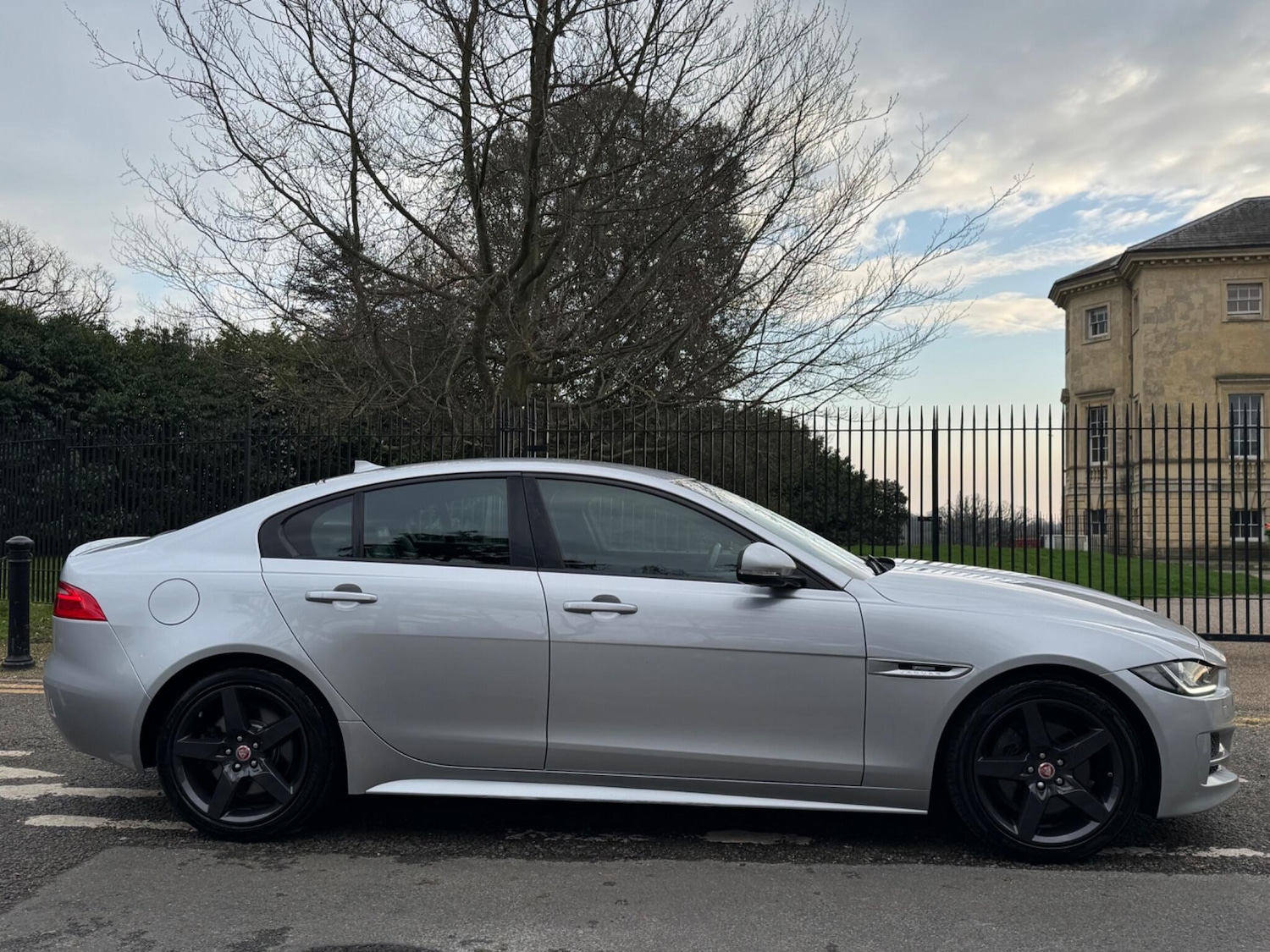 Used Jaguar XE 2016 for sale - 77909103: Photo 8