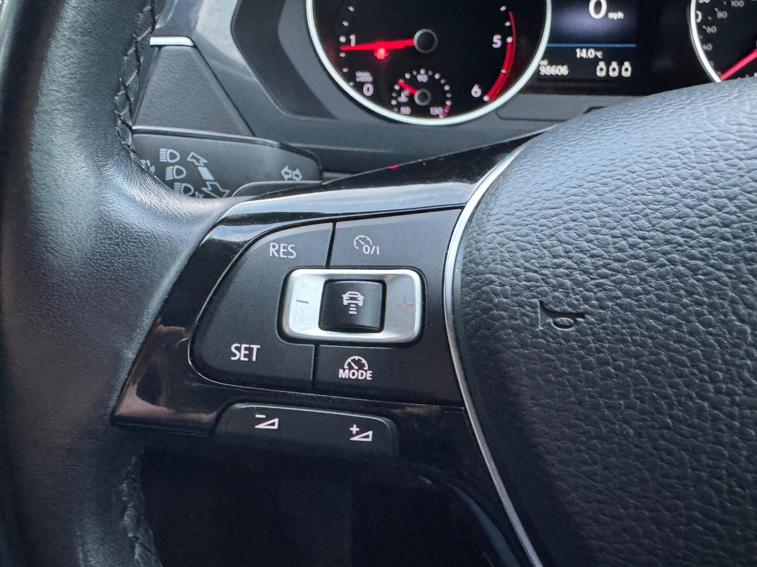 Used Volkswagen Tiguan 2017 for sale - 76408362: Photo 30